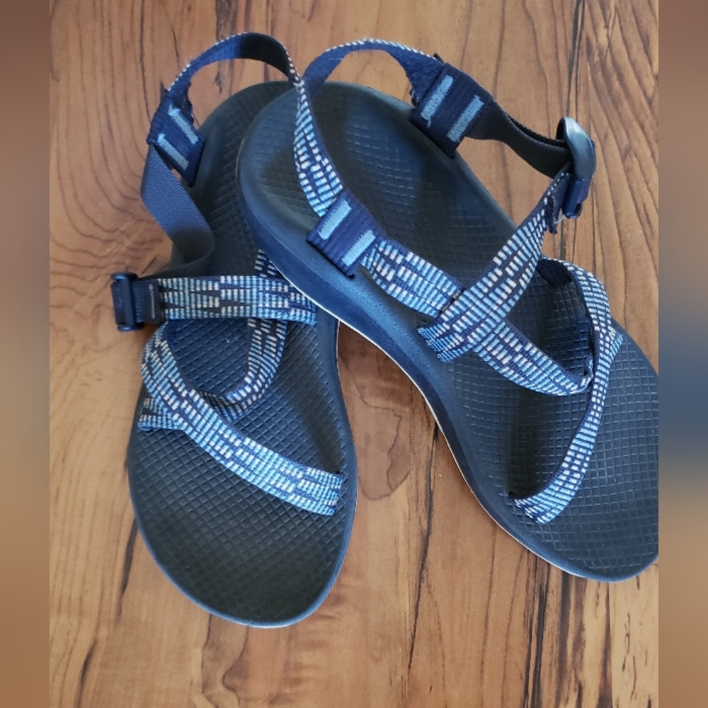 Chaco Z1 classic size 9